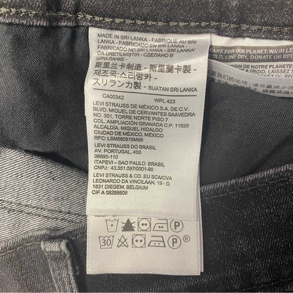 Levi's 721 high-rise skinny jeans 18W plus black stretch NWT classic denim - Picture 7 of 9